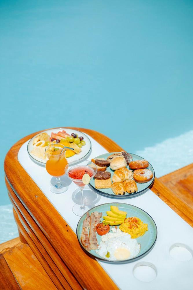 Le Saint Tropez Hotel Kidoti Eksteriør billede